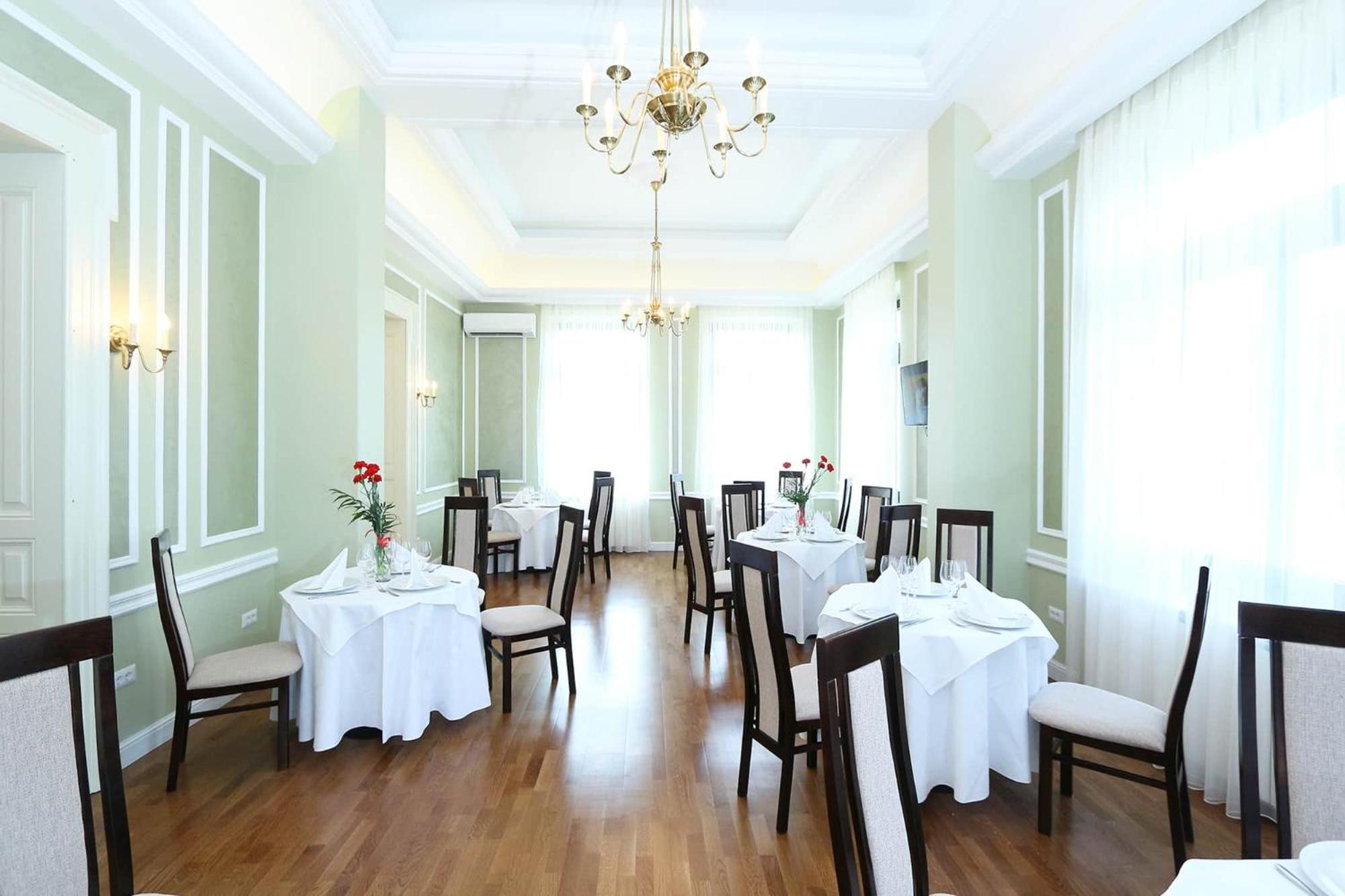 Green Park Boutique Hotel Focsani Luaran gambar