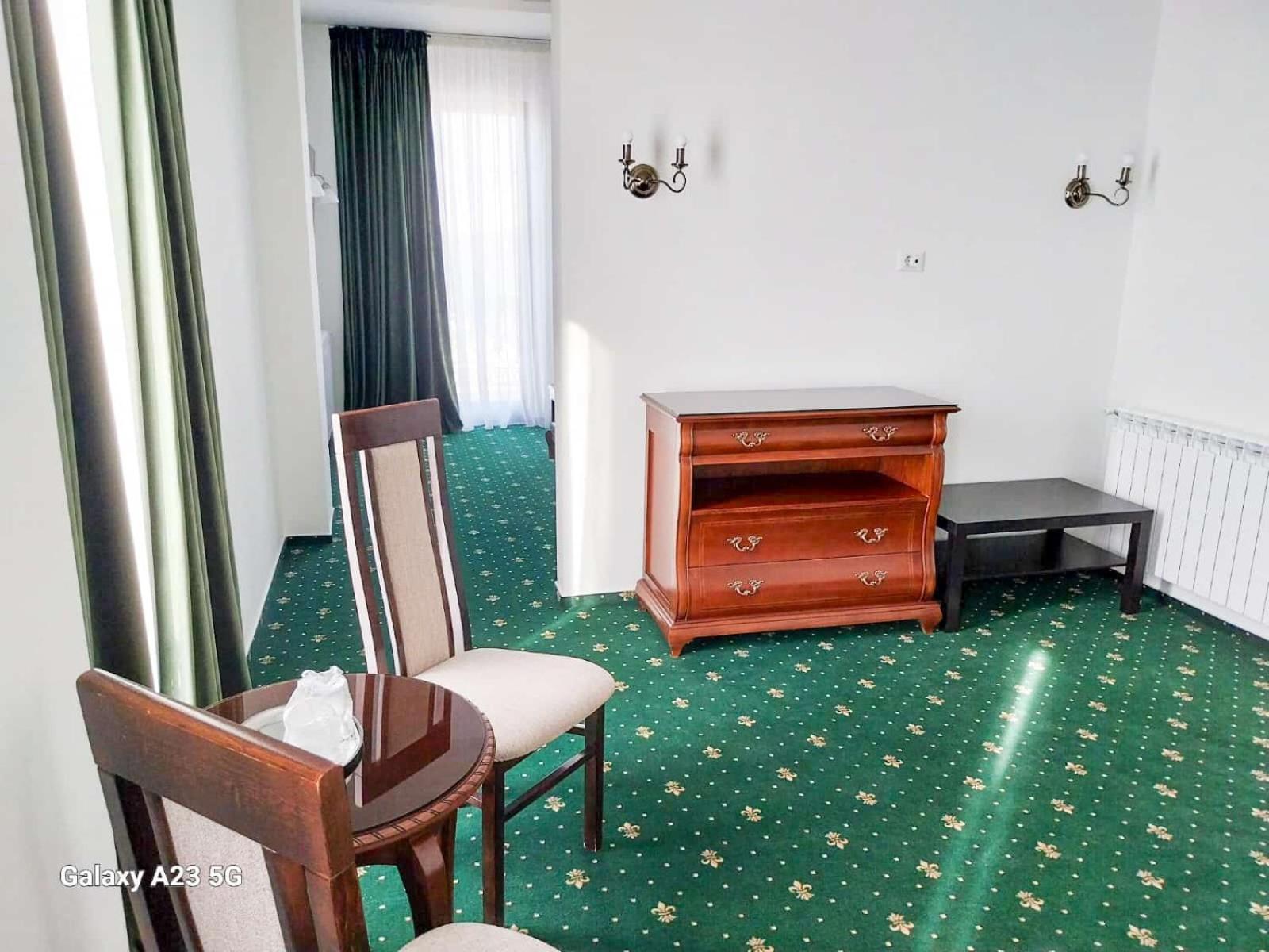 Green Park Boutique Hotel Focsani Luaran gambar
